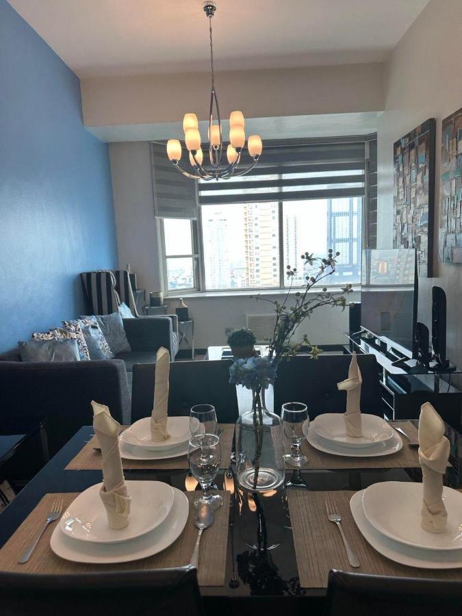 Suites De Marina Manila With Netflix Luaran gambar