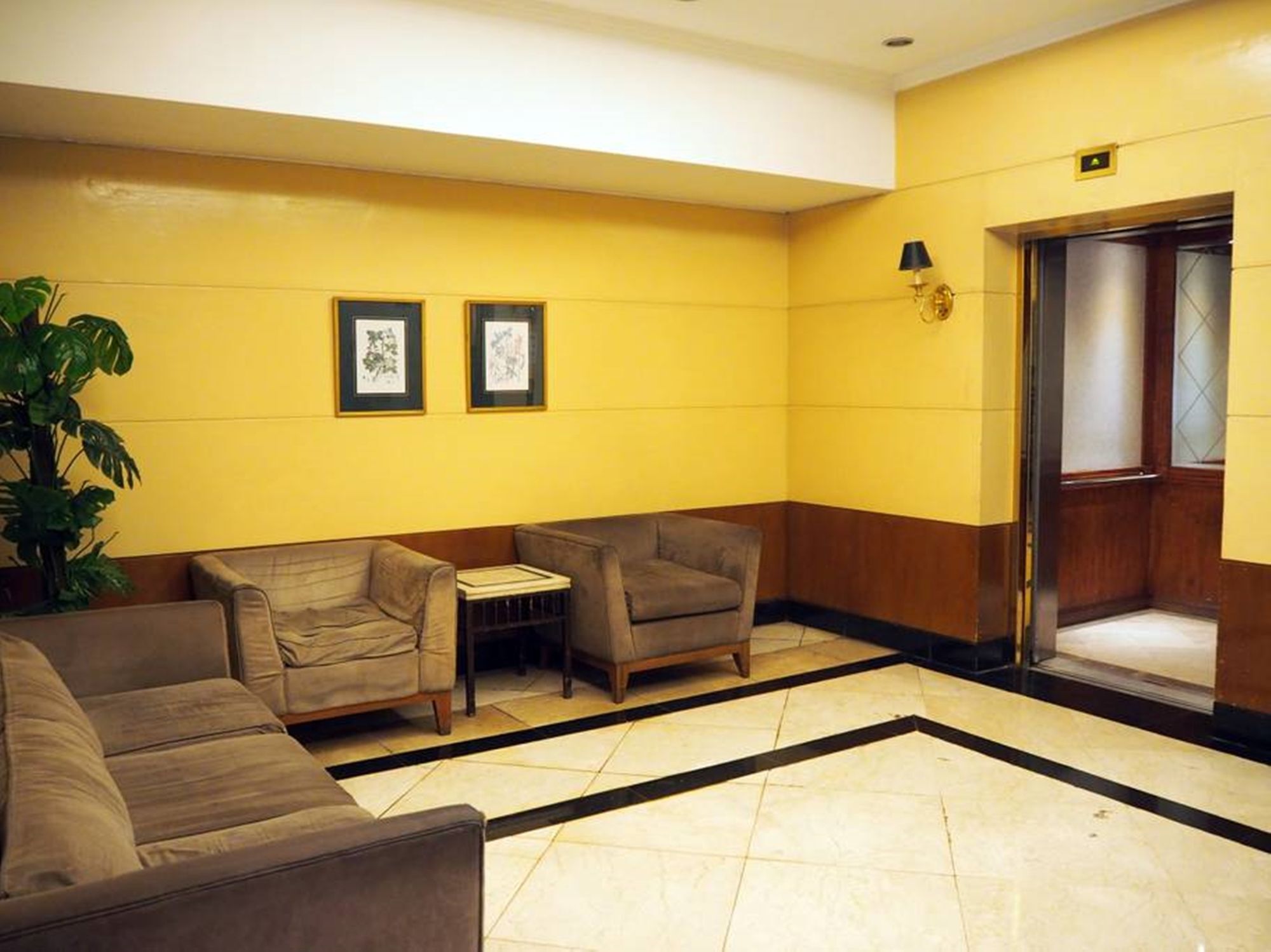 Suites De Marina Manila With Netflix Luaran gambar